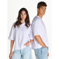 T-SHIRT OVERSIZE A MANICHE CORTE TSUABOXY T-SHIRT OVERSIZE A MANICHE CORTE TSUABOXY